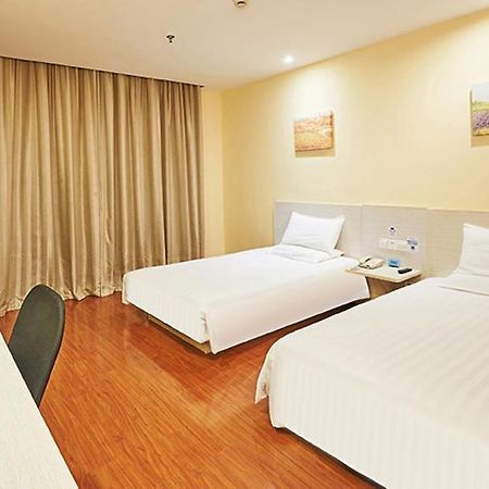 Hanting Express Beijing Guomao Shuangjing Екстериор снимка
